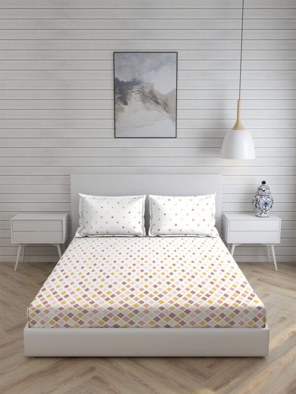 Akira -1 225 TC Chief Value Cotton Super Fine White/Brown Colored Geometric Print King Bed Sheet Set