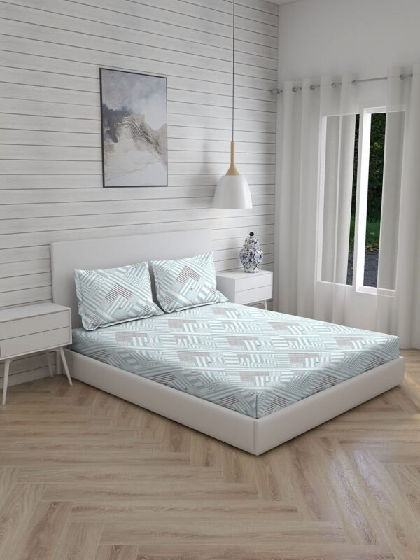 Iris Gaze-2 100% Cotton Fine Blue Colored Geometric Print King Bed Sheet Set