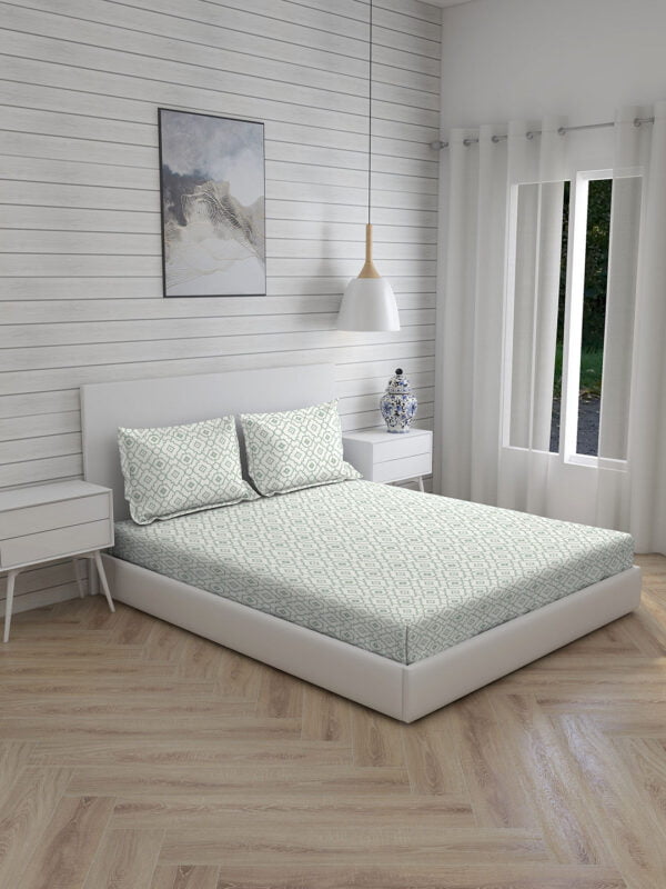 Iris Gaze-2 100% Cotton Fine Grey Colored Indian Print King Bed Sheet Set